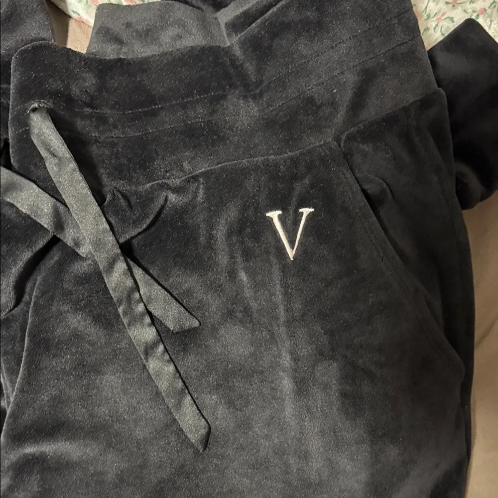 Victoria's Secret Black Velour‎ Set